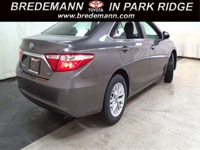 2017 Toyota Camry LE 4Dr Sedan